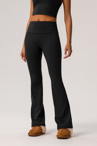 Lyla - Flared Stretch Pants